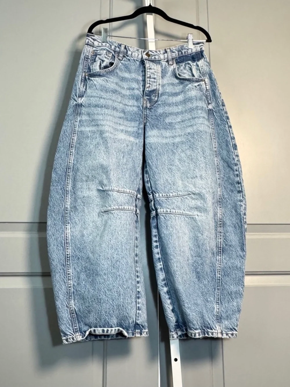 Free People We The Free Good Luck Mid Rise Barrel Wide Leg Jean Ultra Light Beam - Picture 3 of 4